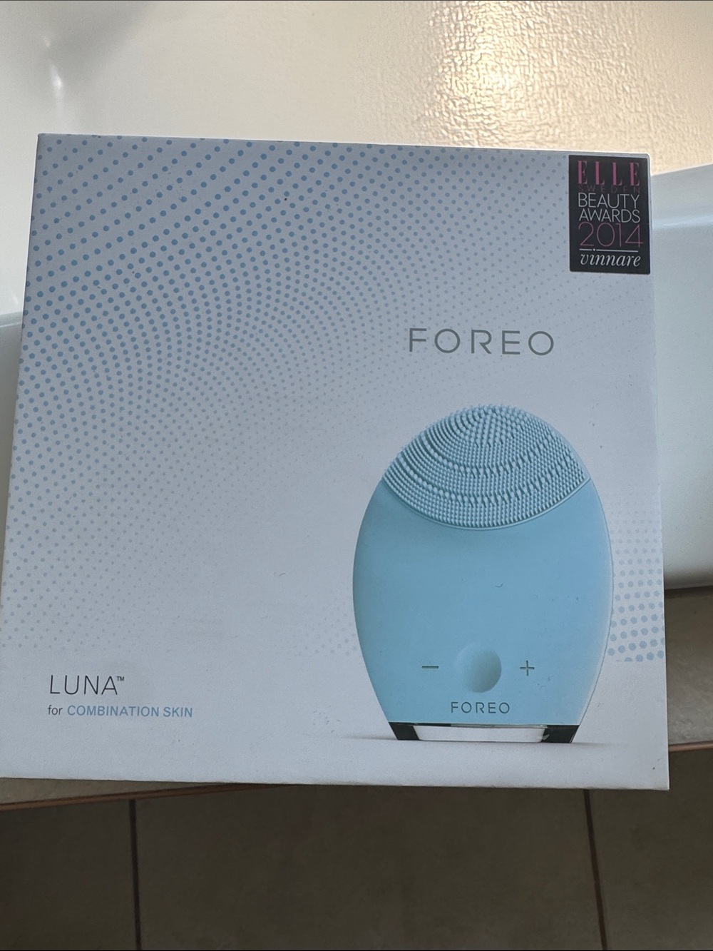 FOREO LUNA Facial Cleansing Device - comb skin - never used